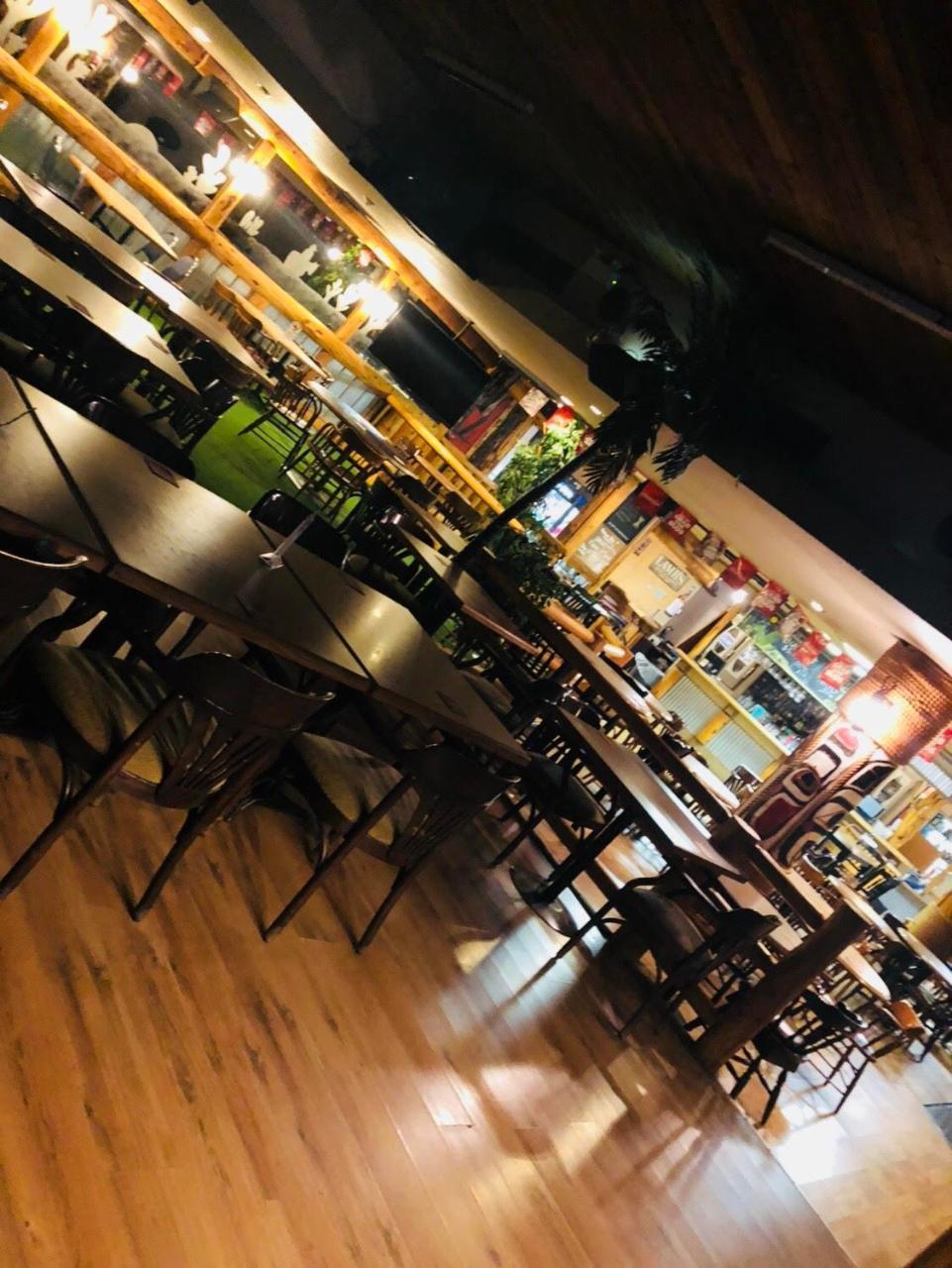Merritt Desert Inn Екстериор снимка