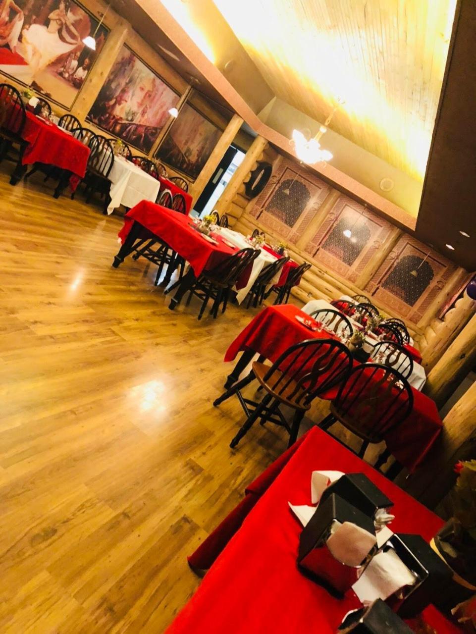 Merritt Desert Inn Екстериор снимка